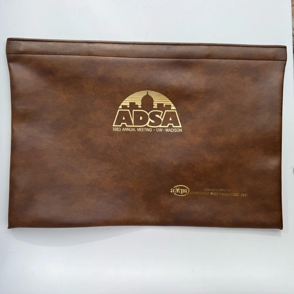 Portfolio Brown Pleather American Dairy Science Assn 1983 UW Madison VTG